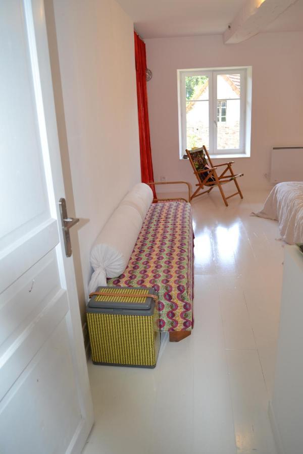 Chambre privative et originale, à 20 mn de Cluny Trivy Esterno foto