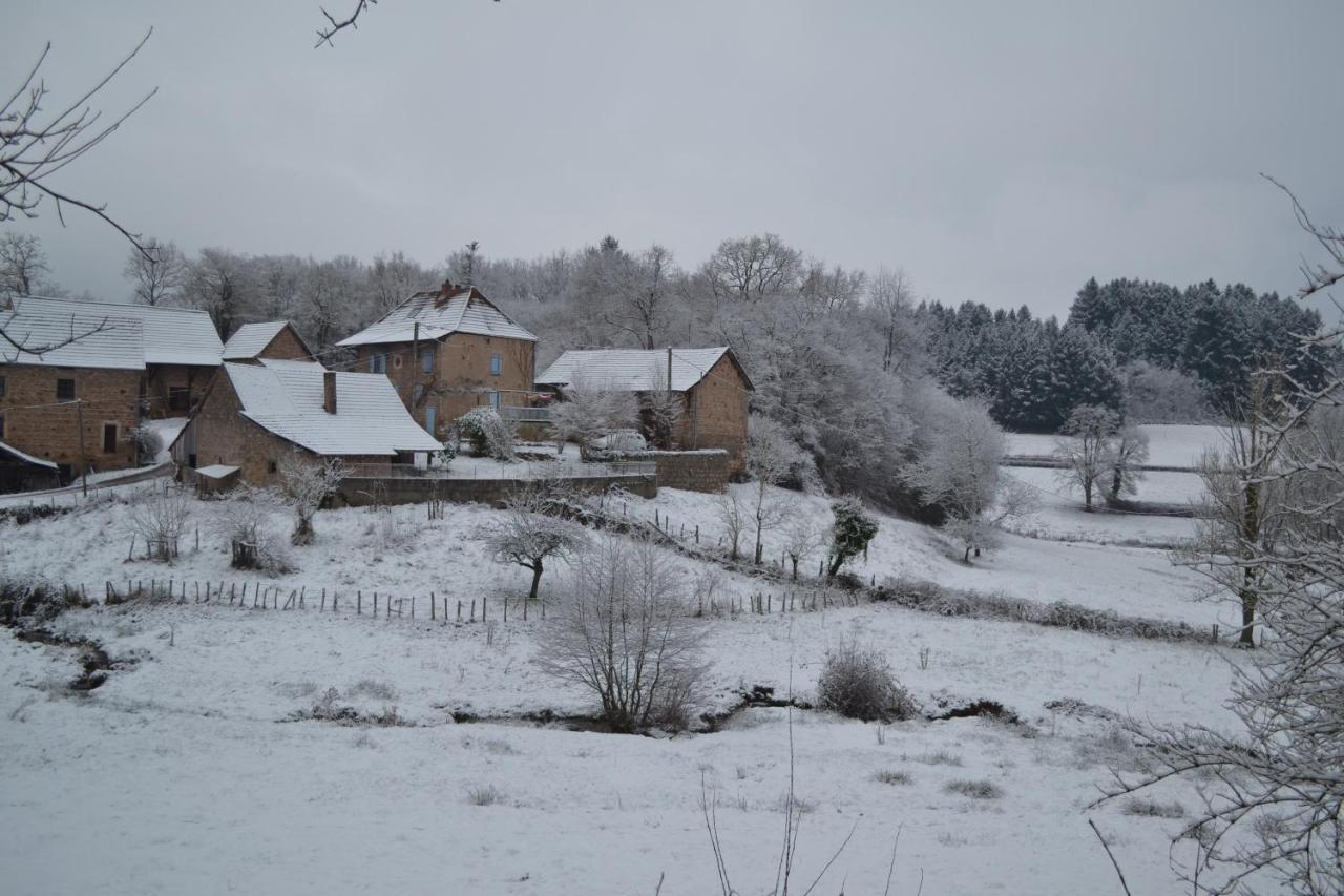 Chambre privative et originale, à 20 mn de Cluny Trivy Esterno foto